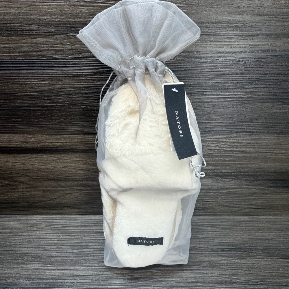 Natori Womens Faux Fur Slippers Plush Slide White Size M NWT